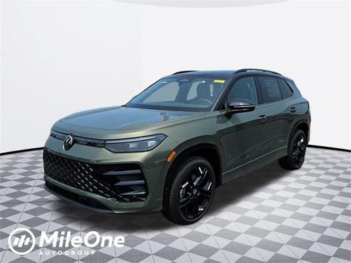 2025 Volkswagen Tiguan 2.0T SE R-Line Black 4MOTION