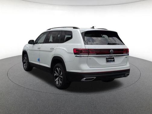 Opal White 2026 Volkswagen Atlas 2.0T SE