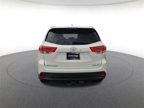 2017 Toyota Highlander SE