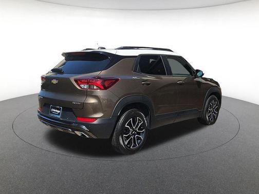 Zeus Bronze Metallic 2021 Chevrolet Trailblazer ACTIV