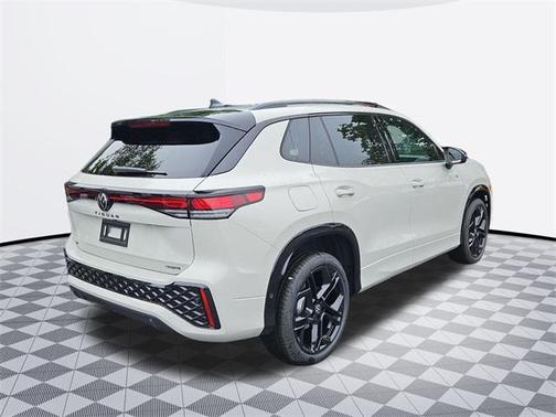 2025 Volkswagen Tiguan 2.0T SE R-Line Black 4MOTION