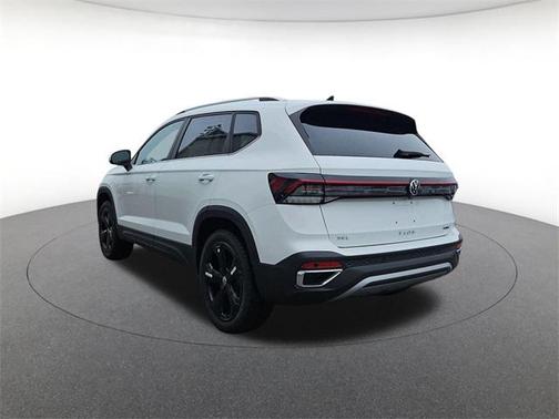 2026 Volkswagen Taos SEL