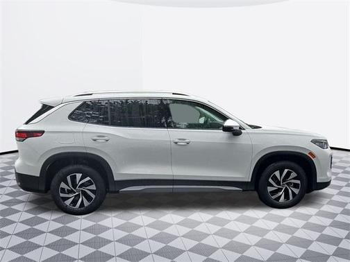 2025 Volkswagen Tiguan 2.0T S