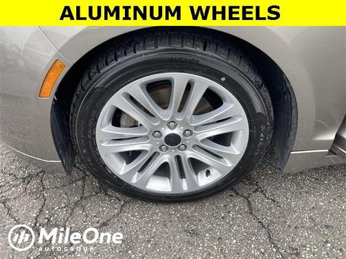 2015 Lincoln MKZ Base