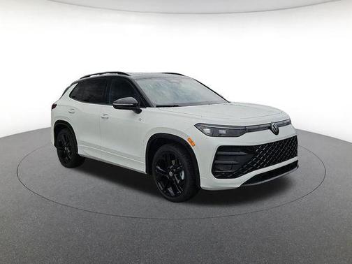 Opal White 2026 Volkswagen Tiguan 2.0T SE R-Line Black