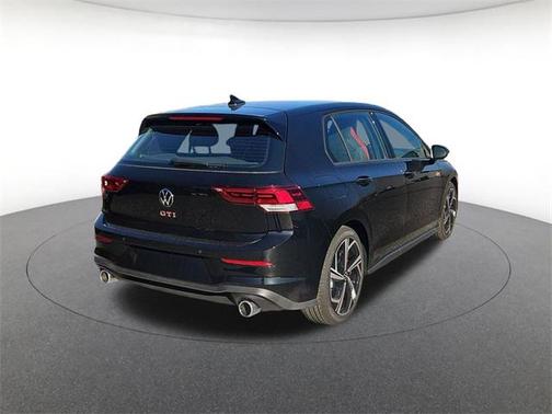 2026 Volkswagen Golf GTI 2.0T SE DSG