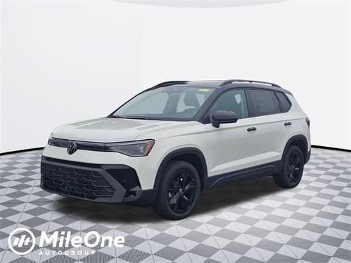 2025 Volkswagen Taos 1.5T SE Black