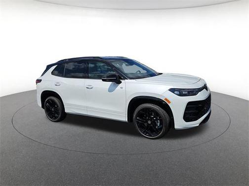 2025 Volkswagen Tiguan 2.0T SE R-Line Black 4MOTION