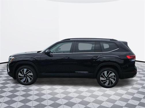 2025 Volkswagen Atlas 2.0T SE w/Technology 4MOTION