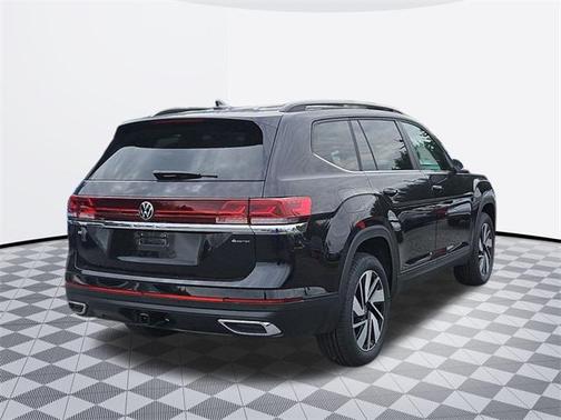 2025 Volkswagen Atlas 2.0T SE w/Technology 4MOTION