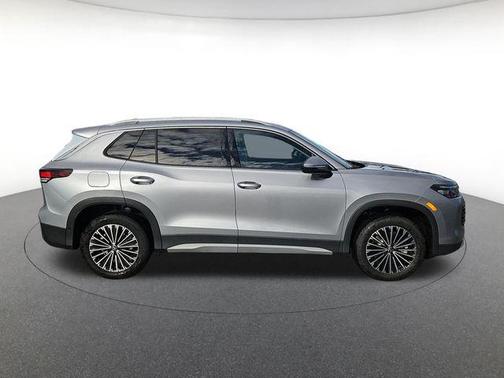 pyrite silver metallic 2026 Volkswagen Tiguan 2.0T S 4MOTION