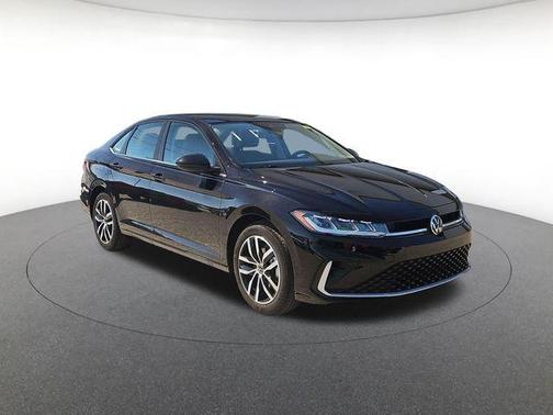 Deep Black 2026 Volkswagen Jetta 1.4T SE