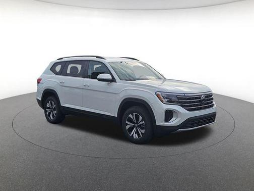 opal white pearl 2026 Volkswagen Atlas 2.0T SE