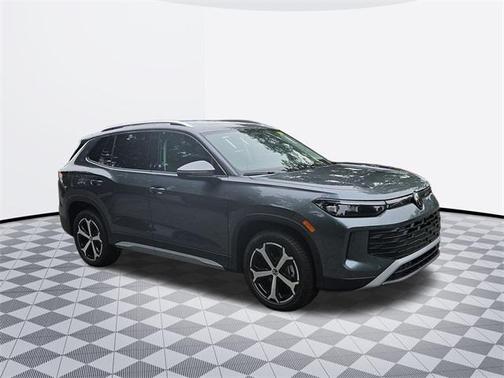 2025 Volkswagen Tiguan 2.0T SE 4MOTION