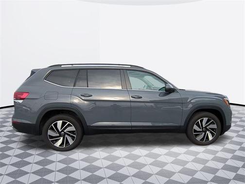 2025 Volkswagen Atlas 2.0T SE w/Technology 4MOTION