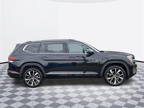 2025 Volkswagen Atlas 2.0T SEL Premium R-Line 4MOTION