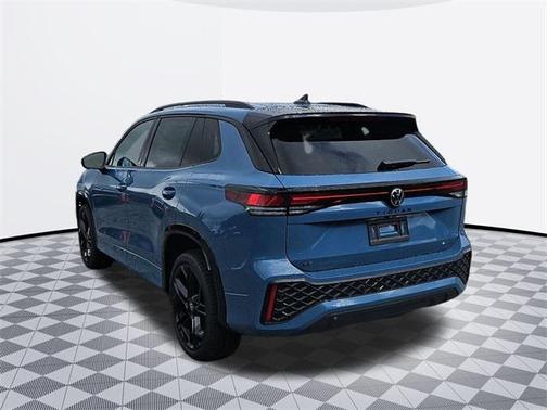 2025 Volkswagen Tiguan 2.0T SE R-Line Black 4MOTION
