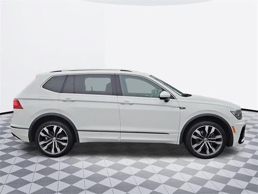 2020 Volkswagen Tiguan 2.0T SEL R-Line 4MOTION