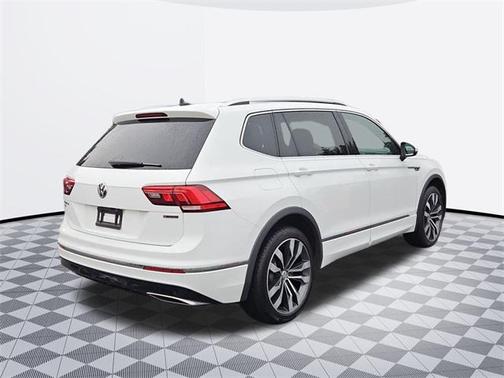 2020 Volkswagen Tiguan 2.0T SEL R-Line 4MOTION