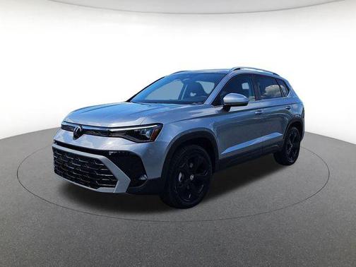Platinum Gray Metallic 2025 Volkswagen Taos 1.5T SEL