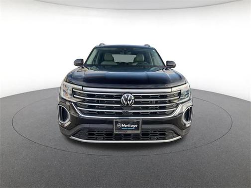 2025 Volkswagen Atlas 2.0T SE w/Technology 4MOTION