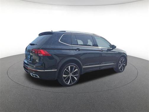 2024 Volkswagen Tiguan 2.0T SEL R-Line 4MOTION