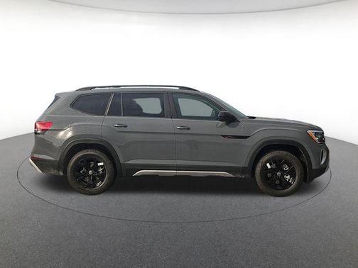 pure gray 2026 Volkswagen Atlas Peak Edition
