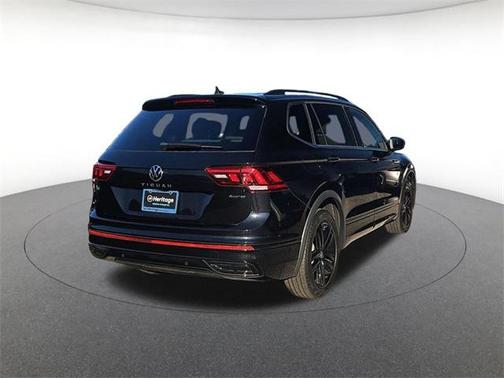 2022 Volkswagen Tiguan 2.0T SE R-Line Black 4MOTION
