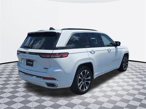 2024 Jeep Grand Cherokee Overland