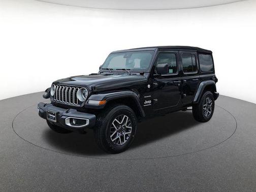 Black Clearcoat 2024 Jeep Wrangler 4-Door Sahara 4x4