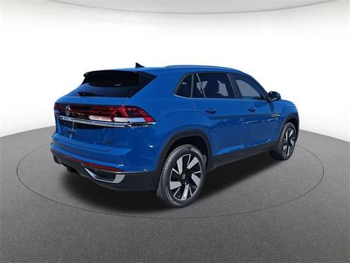 2026 Volkswagen Atlas Cross Sport 2.0T SE w/Technology 4MOTION