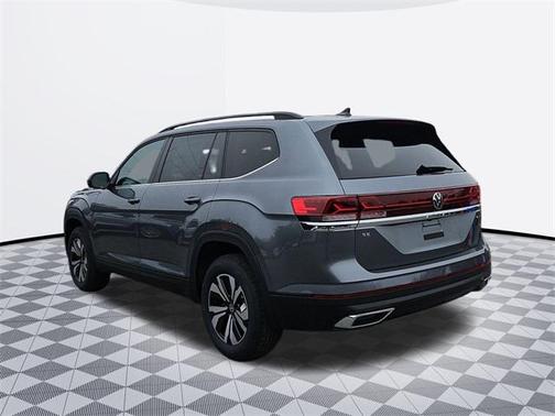 2025 Volkswagen Atlas 2.0T SE