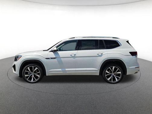 Opal White 2026 Volkswagen Atlas 2.0T SEL Premium R-Line 4MOTION