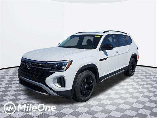 2025 Volkswagen Atlas 2.0T Peak Edition