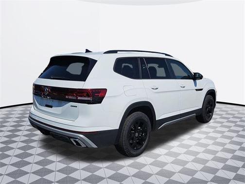 2025 Volkswagen Atlas 2.0T Peak Edition