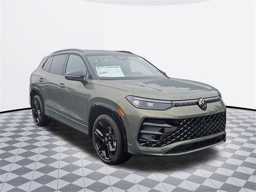2025 Volkswagen Tiguan 2.0T SE R-Line Black 4MOTION