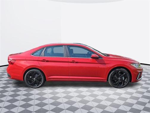 2025 Volkswagen Jetta 1.5T SE