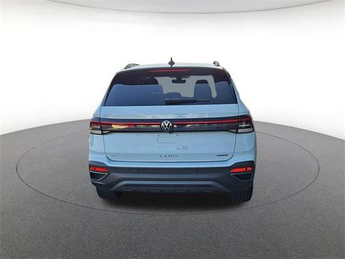 2025 Volkswagen Taos 1.5T SE Black