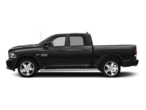 Brilliant Black Crystal Pearlcoat 2017 RAM 1500 Sport