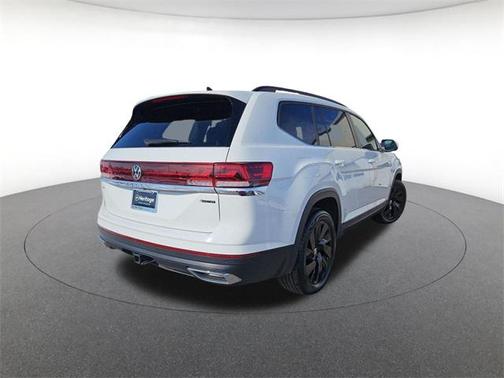 2025 Volkswagen Atlas 2.0T SE w/Technology 4MOTION