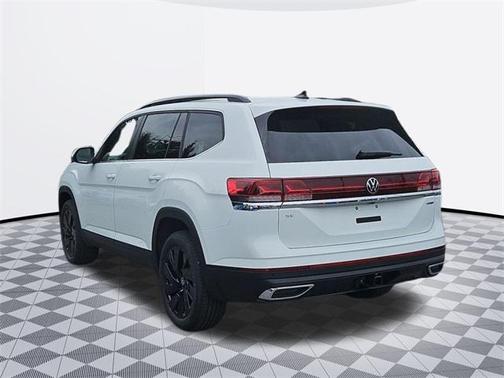 2025 Volkswagen Atlas 2.0T SE w/Technology 4MOTION