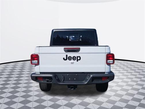 2022 Jeep Gladiator Sport S