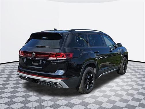 2025 Volkswagen Atlas 2.0T Peak Edition