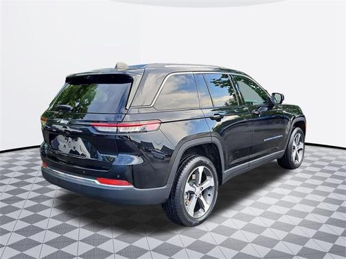 2023 Jeep Grand Cherokee 4xe Base