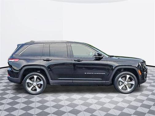 2023 Jeep Grand Cherokee 4xe Base