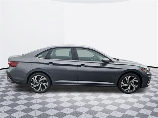 2025 Volkswagen Jetta 1.5T SEL