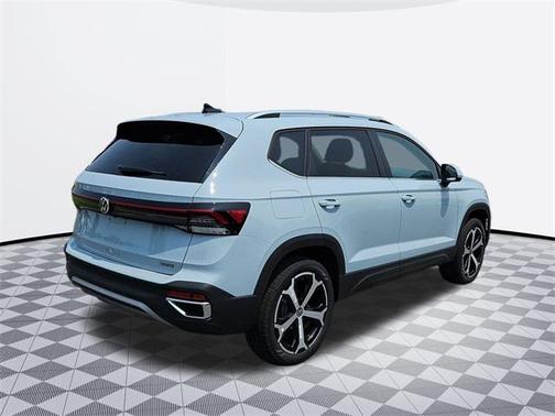 2025 Volkswagen Taos 1.5T SEL