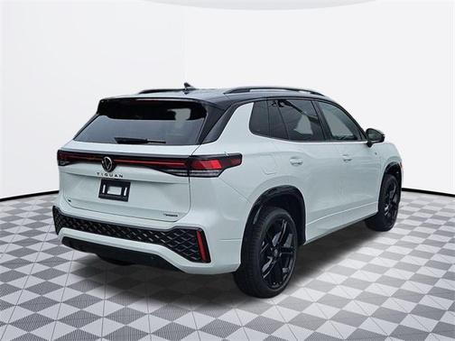 2025 Volkswagen Tiguan 2.0T SE R-Line Black 4MOTION