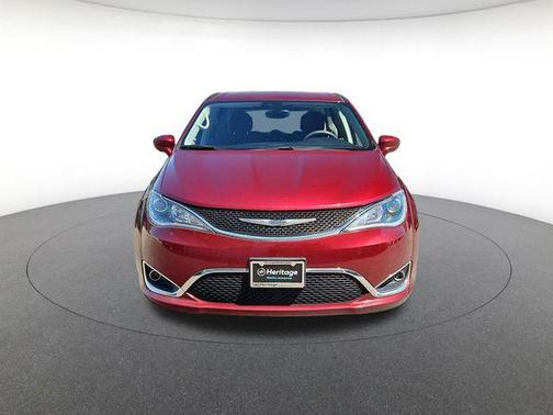 Velvet Red Pearlcoat 2018 Chrysler Pacifica Touring Plus