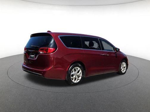 Velvet Red Pearlcoat 2018 Chrysler Pacifica Touring Plus